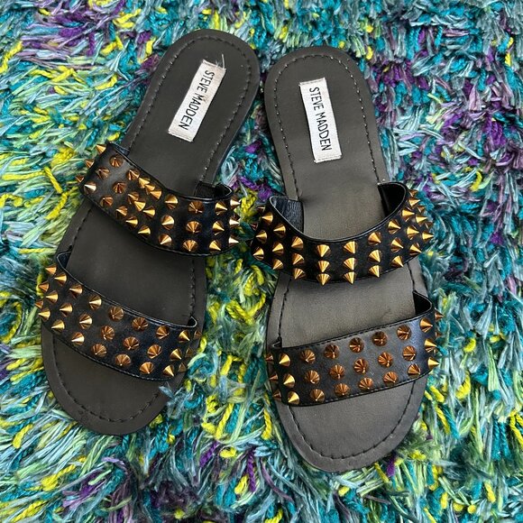 Steve Madden Shoes - Studded flat Steve Madden sandals